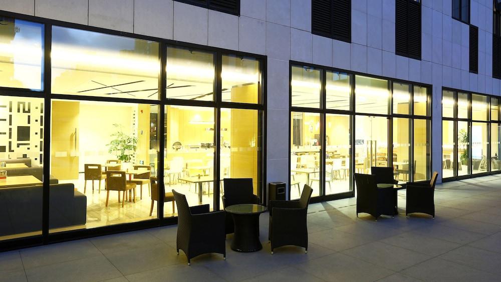 Holiday Inn Express Shanghai Gongkang By Ihg Exterior foto